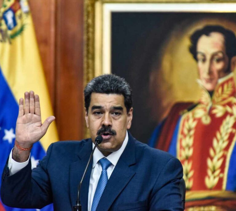 Maduro insta a las venezolanas a tener seis hijos