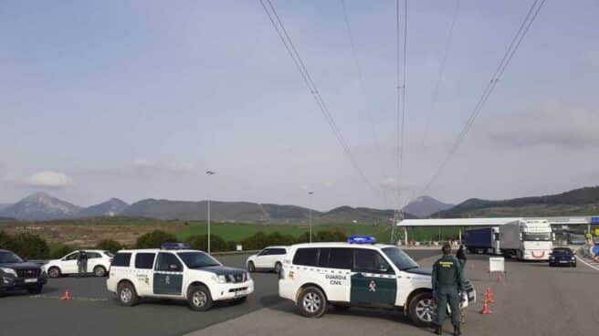 Agentes de la Guardia Civil.