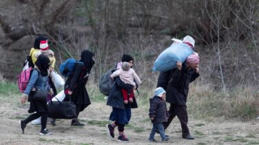 Siete países de la UE se comprometen a aceptar a 1.600 niños migrantes de los campamentos en Grecia