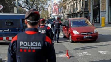 Los Mossos detienen a ocho personas en una orgía en Barcelona