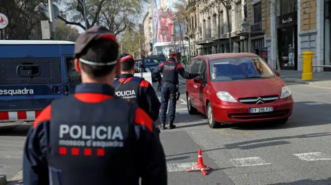 Los Mossos detienen a ocho personas en una orgía en Barcelona