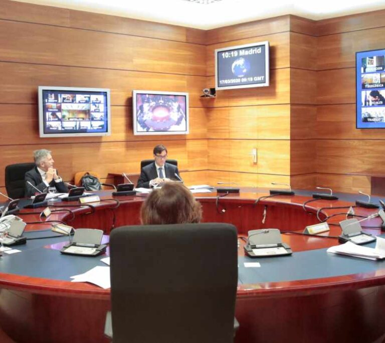 Insólito Consejo de Ministros: virtual por la cuarentena... pero solo para algunos