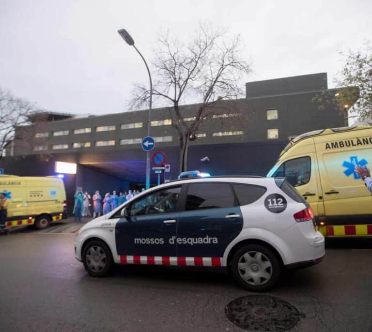 Cataluña acredita 7.097 muertos por coronavirus, casi el doble de la cifra oficial en hospitales