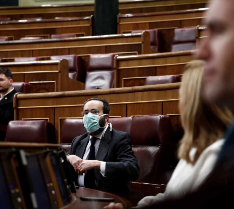 Sánchez anuncia una comisión de estudio y evaluación sobre la Sanidad cuando pase la crisis