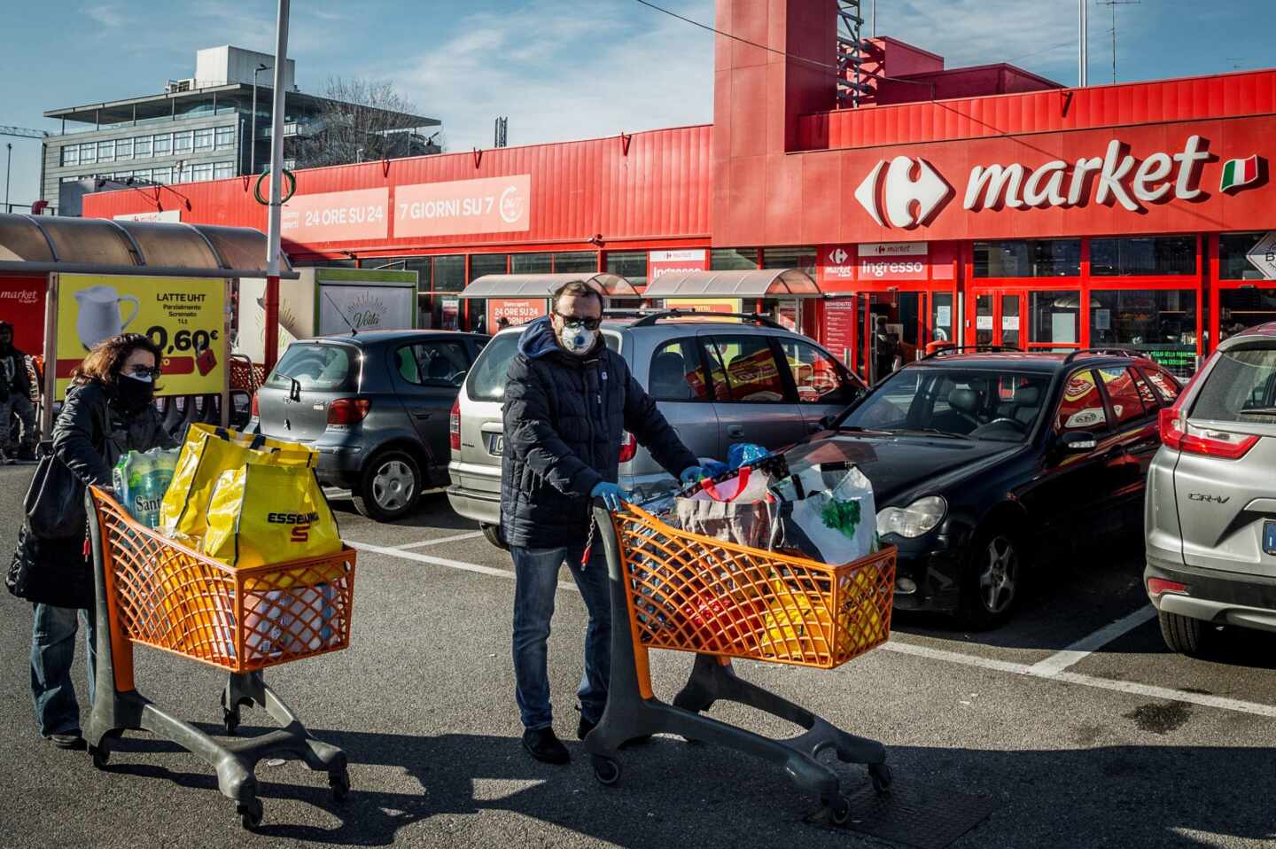 La avalancha de pedidos colapsa el servicio "online" de los supermercados