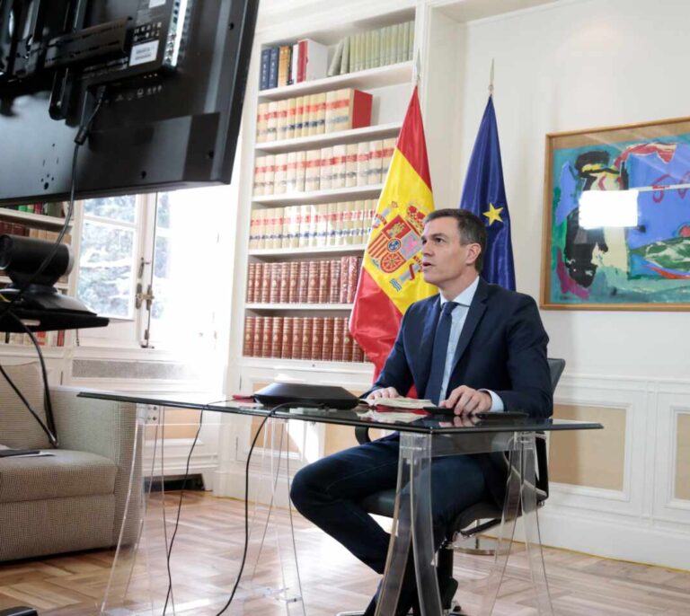 Sánchez anuncia a los presidentes autonómicos que el estado de alarma se prorrogará 15 días