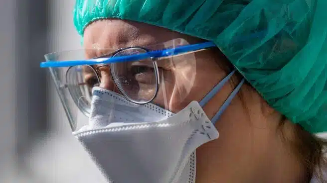 Médicos de Madrid denuncian "miedo y ansiedad": "Los refuerzos no llegan"
