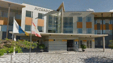 Condenado por agarrar el culo a una mujer en la cola de entrada a un juzgado de Tenerife