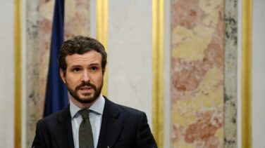 Casado denuncia que el vicepresidente Iglesias se dedique a amenazar a los medios