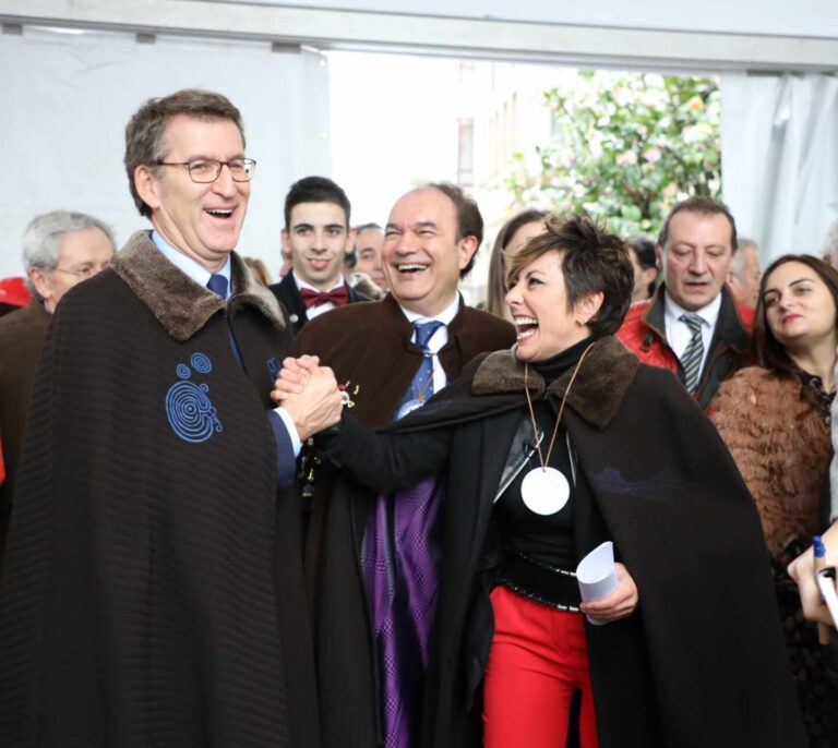 El PP de Feijóo mantendría la mayoría absoluta, según la encuesta de 'La Voz'