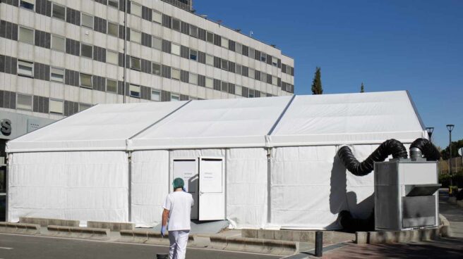 Carpa en el Hospital de La Paz de Madrid.