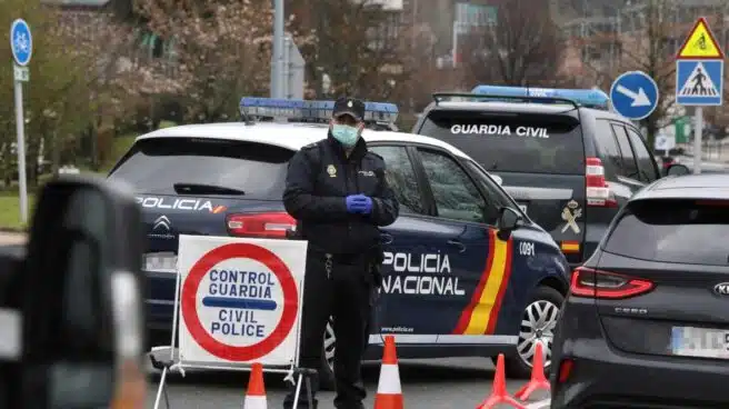 La Policía inició a finales de febrero un expediente de emergencia para comprar mascarillas