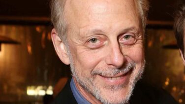 Mark Blum, actor de 'Cocodrilo Dundee' y ‘You’ fallece a los 69 años por coronavirus