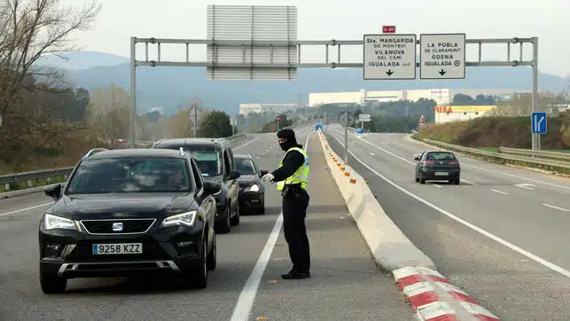 Las autonomías tomaron medidas inconstitucionales por la tardanza de Sánchez, según expertos