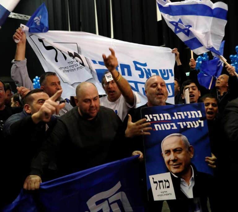 Netanyahu y sus aliados rozan la mayoría en Israel, según los sondeos a pie de urna