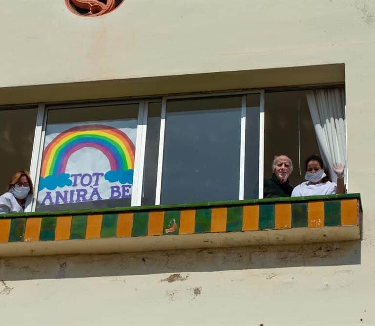 El Govern se compromete a hacer 27.000 test en residencias de ancianos