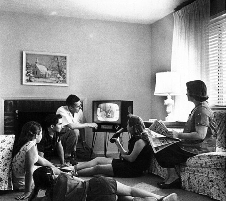 La pandemia que logró reunir a la familia frente a la tele de siempre