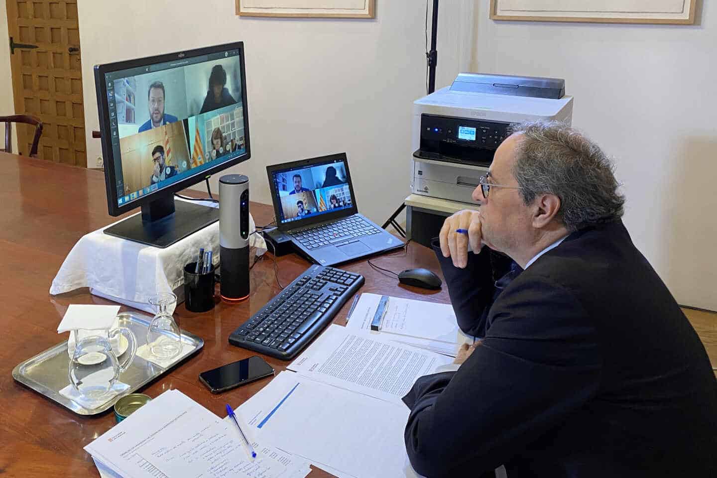 Torra anuncia un tratamiento con retrovirales a ancianos infectados en residencias