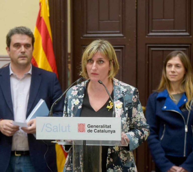 La enfermera señalada como origen del brote de Igualada exige una rectificación a la consellera