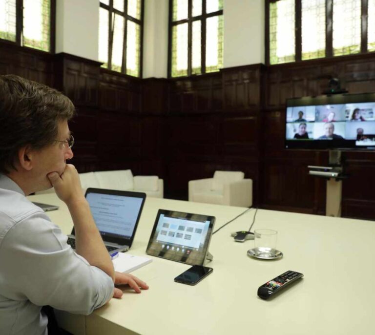 La funeraria municipal de Madrid dejará mañana de recoger a las víctimas de coronavirus por falta de material