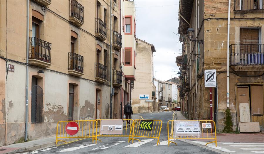 La Guardia Civil se despliega en Haro para asegurar el aislamiento domiciliario de todos los infectados