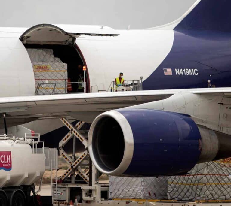 ACS se suma a los grandes del Ibex para comprar material sanitario por todo el mundo