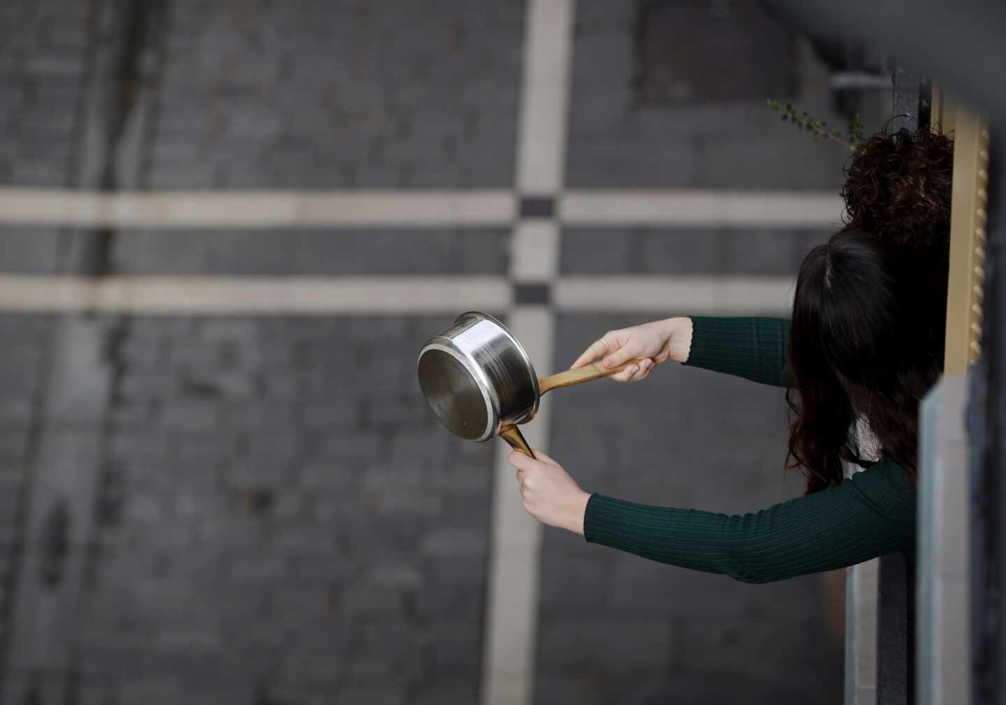 Colectivos feministas piden una cacerolada en los balcones por el vuelco en el 'caso Arandina'