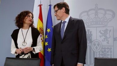 El Gobierno prevé aprobar este martes la flexibilización de los ERTE y la prestación por cese de actividad para autónomos