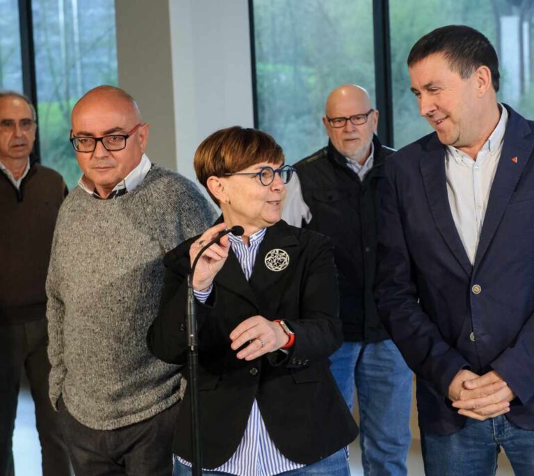 'Políticos de 180º', la nueva apuesta electoral en Euskadi