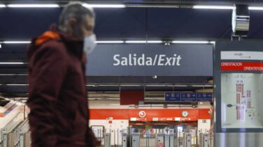 El Gobierno utiliza a grandes empresas públicas para compras masivas de mascarillas