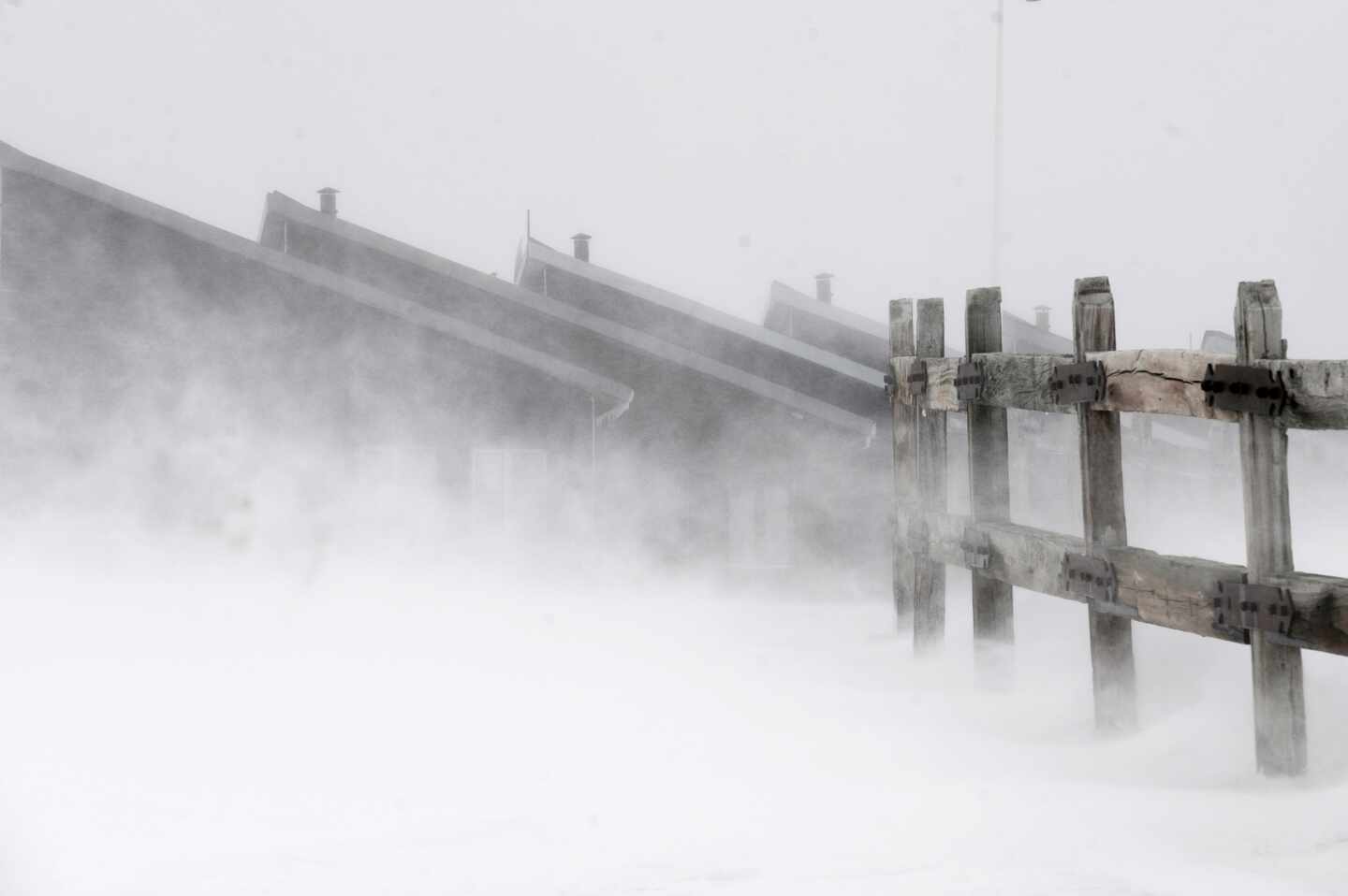 Cuatro comunidades autónomas en alerta por lluvia y 49 vías afectadas por la nieve