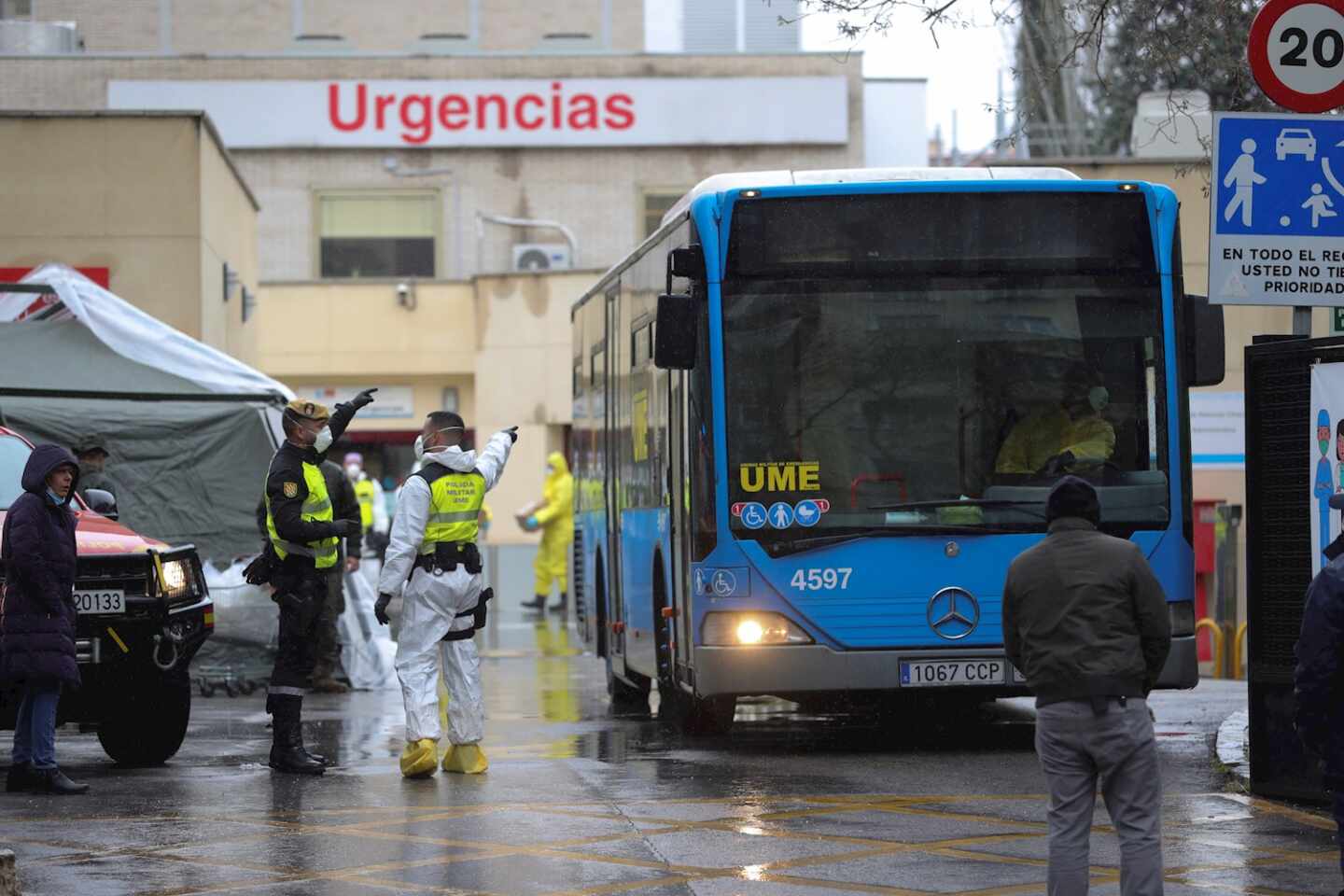 España vuelve a marcar un récord diario de muertos con 849 víctimas más