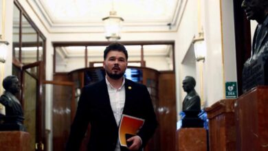 Rufián advierte a Sánchez que "la legislatura no es gratis" y exige diálogo