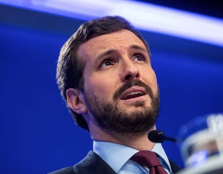 Casado, único líder de los grandes partidos que podrá asistir a la comisión de reconstrucción