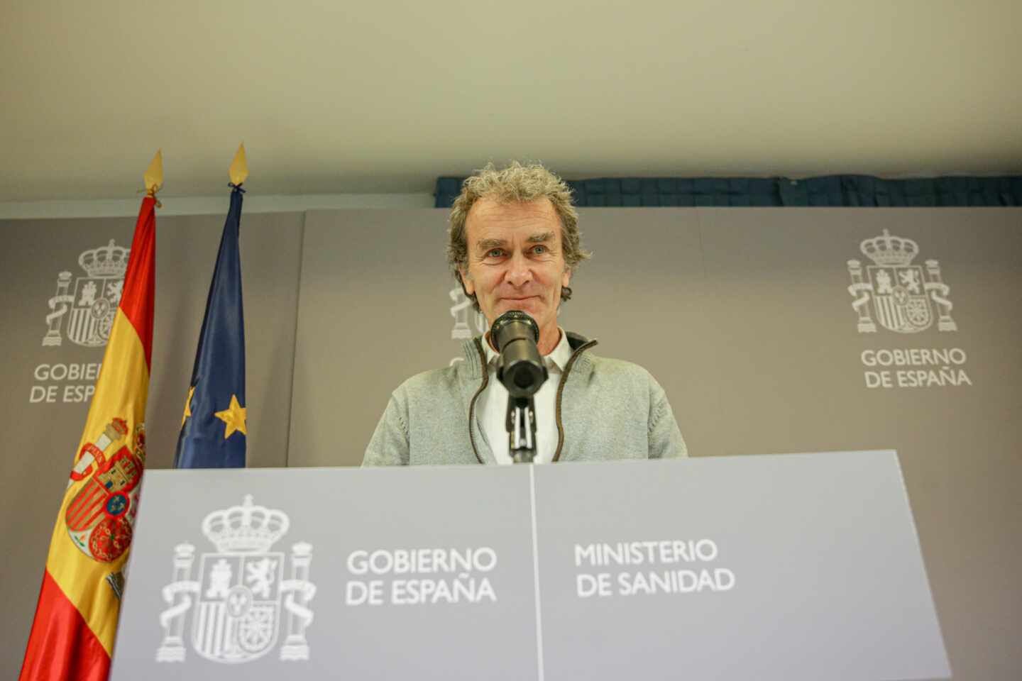 Fernando Simón, el hombre del coronavirus que 'salva la cara' a los políticos