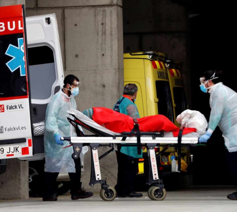 Cataluña registra 2.820 casos y 36 fallecidos en las últimas 24 horas