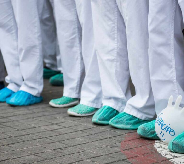 Sanidad registra un aumento en los casos y muertes: 174 contagios y 17 fallecidos en las últimas 24 horas