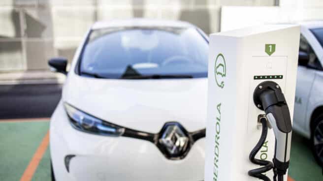 Punto de recarga de coche eléctrico de Iberdrola.