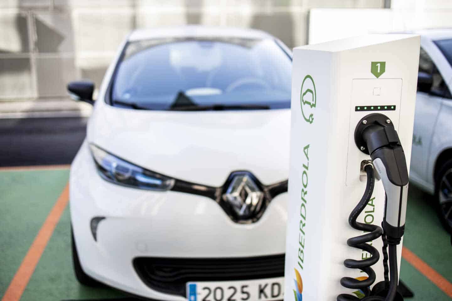 Punto de recarga de coche eléctrico de Iberdrola.