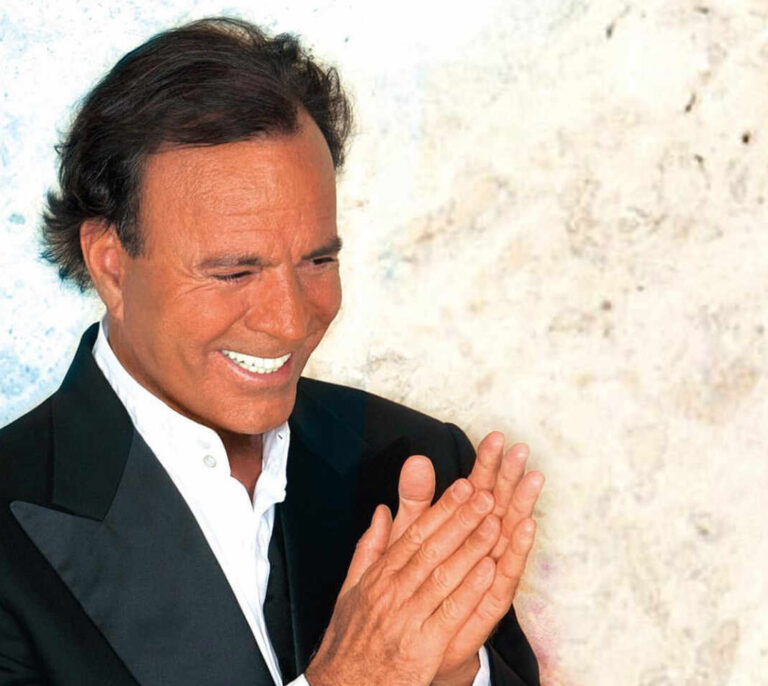 Julio Iglesias cancela su gira por España
