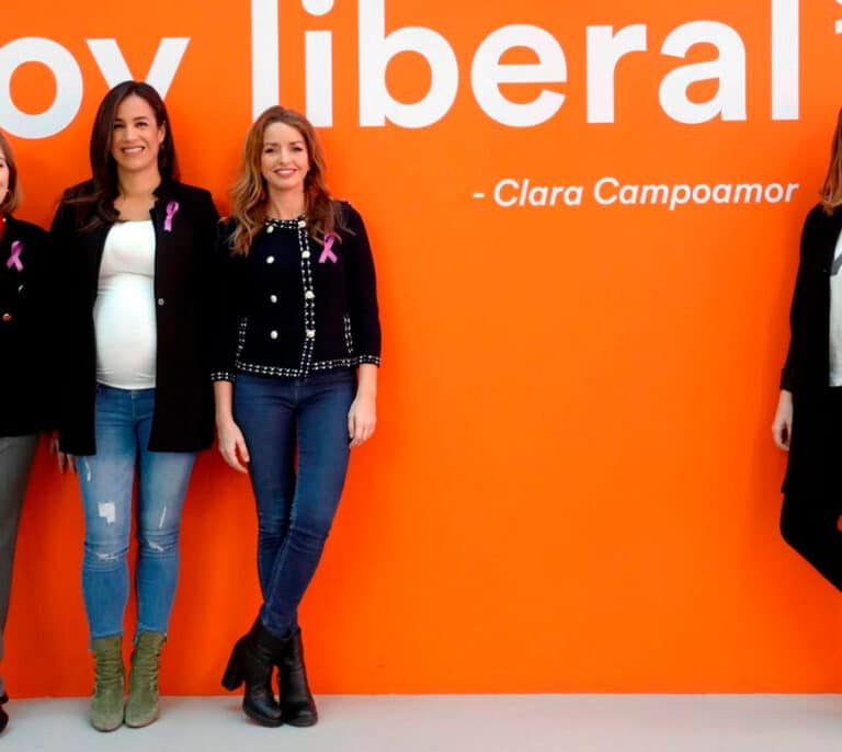 Feminismo liberal vs feminismo: las claves de sus diferencias