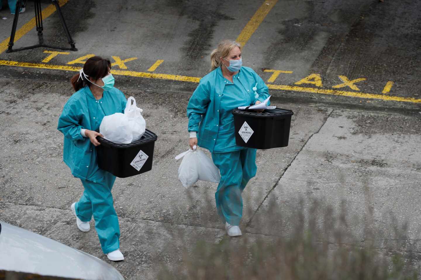 Jueces obligan a distribuir mascarillas y material sanitario que España no tiene