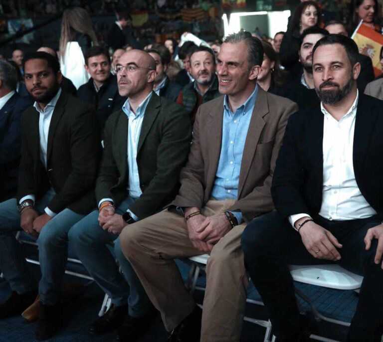 Vox confirma el positivo de Ortega Smith y pide perdón por el acto de Vistalegre