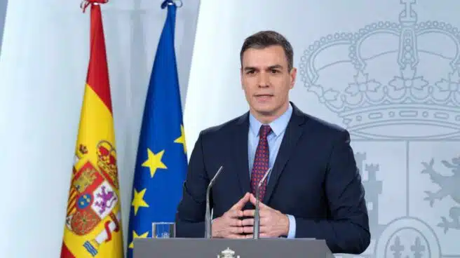 Sánchez anuncia un plan de 200.000 millones para evitar la recesión
