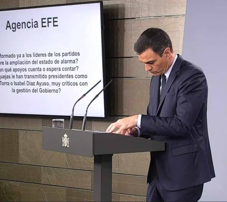 Moncloa ignora el manifiesto de más de 300 periodistas contra los filtros en las preguntas al Gobierno