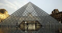 Francia desaloja el museo del Louvre y el Palacio de Versalles por las altas probabilidades de atentado