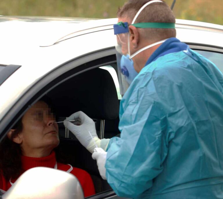 Los test rápidos comprados en China no son precisos: "No detectan los positivos como esperábamos"