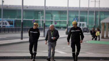 El Ejército llega a Cataluña para desinfectar el puerto de Barcelona y el aeropuerto de El Prat