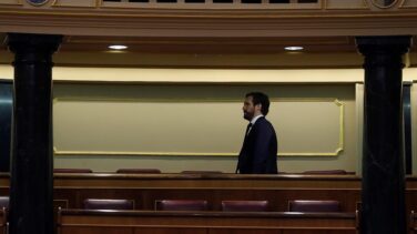 La renta mínima del Gobierno divide al PP: de la "emergencia" a la "irresponsabilidad incuestionable"