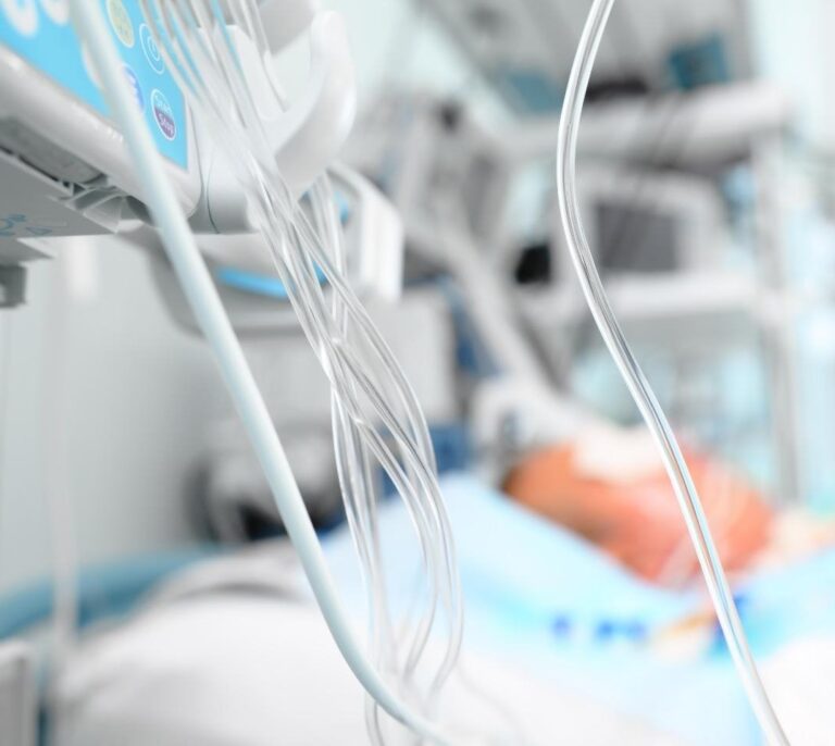 El 68% de los pacientes tratados con remdesivir muestran mejoría